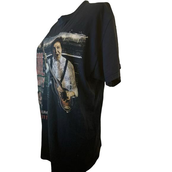 Paul McCartney On the Run Concert Tee Yankee Stadium 2011, Size M Unisex - Picture 4 of 6